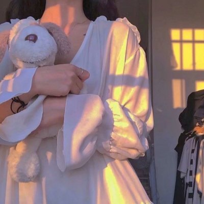 我的23岁美女邻居